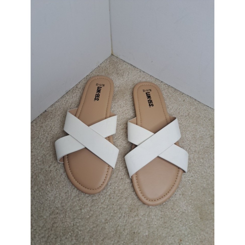 LUK EES by Muk Luks Sandal Flats WHITE Women's Cross BAND Size XL 11-12 NWOT